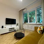 Swietojanska 49